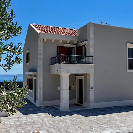 New! Milan's House With Pool, Mediterranean Makarska