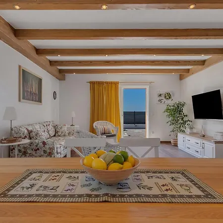 New! Milan's House With Pool, Mediterranean Villa *